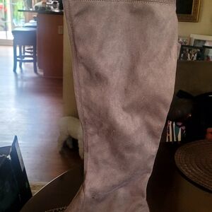 Chic Gray Over the Knee Boots